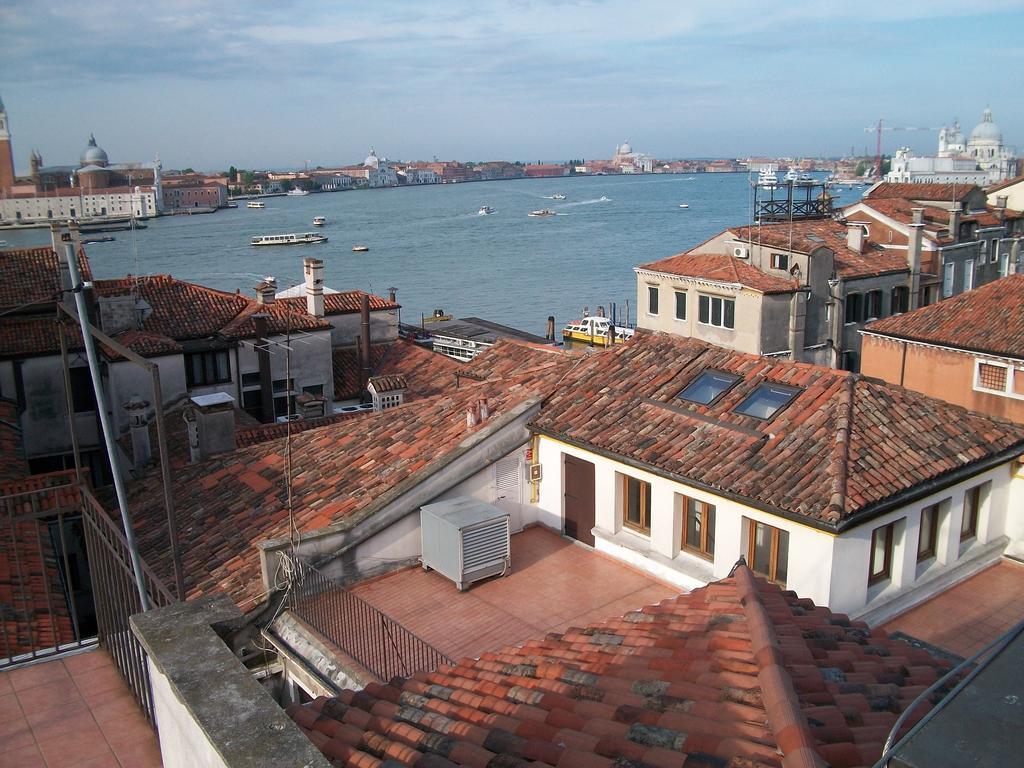 Bed & Venice - Casa Per Ferie La Pieta Exterior foto